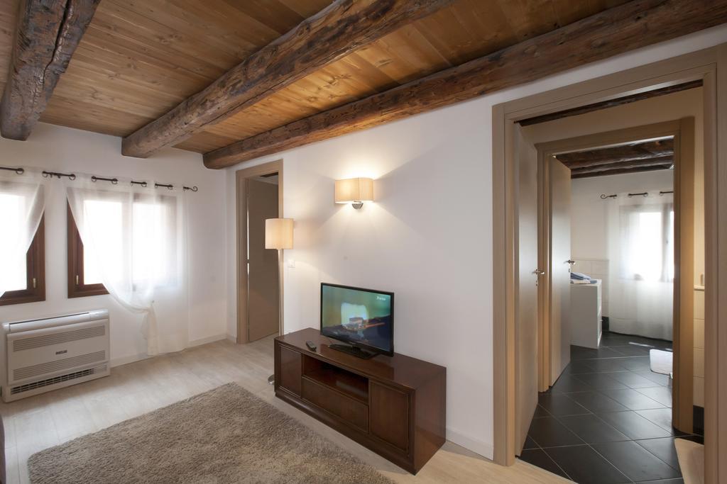 Residenza Tiziano Apartment Venice Room photo